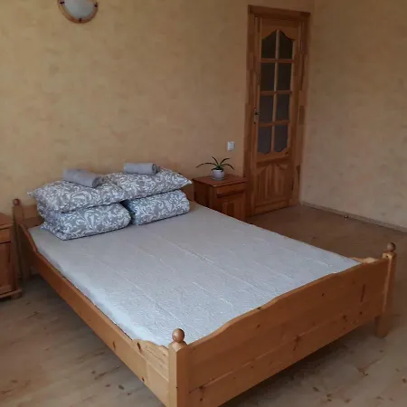 Braleni * Tūja